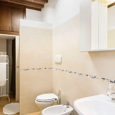 Casa Di Osio - Porta Romana Oda ve Kahvaltı Siena
